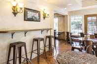 Bar, Cafe and Lounge Baechtel Creek Inn, Ascend Hotel Collection
