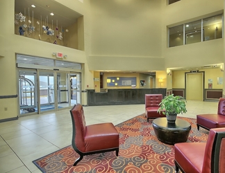 Lobby 2 Holiday Inn Express Hotel & Suites Columbus SW-Grove City, an IHG Hotel