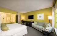 Bedroom 2 OPUS Hotel Vancouver