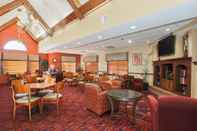 Bar, Kafe, dan Lounge Residence Inn By Marriott Flint