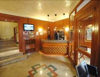 Lobby 2 Hotel Verona