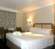 Bedroom 7 Best Western Chilworth Manor Hotel
