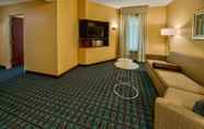 Common Space 4 Fairfield Inn & Suites by Marriott Russellville