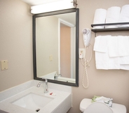 In-room Bathroom 3 Super 8 by Wyndham Black Mountain