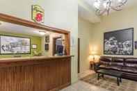 Lobby Super 8 by Wyndham Chadron NE