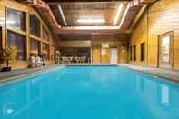 Swimming Pool Super 8 by Wyndham Chadron NE