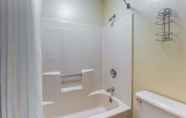 In-room Bathroom 7 Super 8 by Wyndham Hartford WI