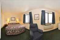 Bedroom SureStay Hotel by Best Western Twin Falls