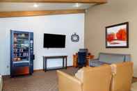 Lobby Super 8 by Wyndham Susanville