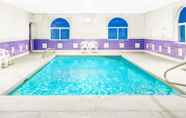 Swimming Pool 4 Super 8 by Wyndham Price