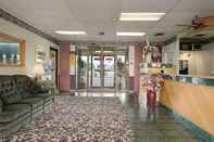 Lobby Super 8 by Wyndham Carlisle North