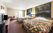 Bedroom 2 Super 8 by Wyndham Shepherdsville / Louisville South I65