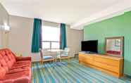 Common Space 7 Super 8 by Wyndham Toronto East ON