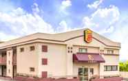 ภายนอกอาคาร 2 Super 8 by Wyndham North Bergen NJ/NYC Area