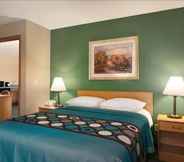 ห้องนอน 5 Coratel Inn and Suites by Jasper New Richmond