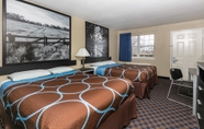 Kamar Tidur 5 Super 8 by Wyndham Arlington Near AT&T Stadium