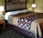 Bilik Tidur 4 Super 8 by Wyndham Wheeling/Saint Clairsville OH Area