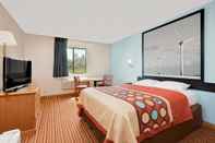 Kamar Tidur Super 8 by Wyndham Rock Port MO