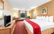 ห้องนอน 2 Summerset Hotel & Suites