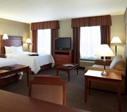 Bilik Tidur 7 Hampton Inn & Suites by Hilton Montreal-Dorval