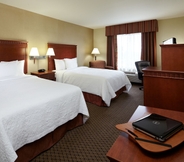 Bilik Tidur 2 Hampton Inn & Suites by Hilton Montreal-Dorval