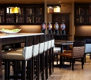 Bar, Kafe dan Lounge 3 Hampton Inn & Suites by Hilton Montreal-Dorval