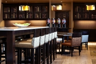 Bar, Kafe dan Lounge Hampton Inn & Suites by Hilton Montreal-Dorval