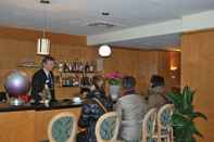 Bar, Cafe and Lounge Batavia Hotel