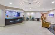 Lobi 2 Springhill Suites Minneapolis St Louis Park by Marriott