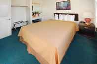 Bedroom Quality Inn Port Angeles - near Olympic National Park