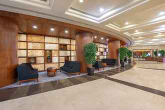 Lobi 4 Crowne Plaza Zhuhai City Center, an IHG Hotel