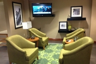 Lobby Hampton Inn Covington