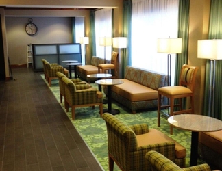 Lobby 2 Hampton Inn Covington