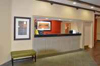 Lobby Extended Stay America Suites Anchorage Downtown