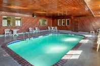 Swimming Pool Comfort Inn Evanston I-80