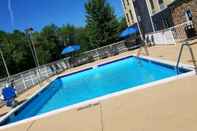 Swimming Pool Fairfield Inn by Marriott Christiansburg