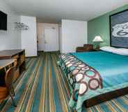 Bedroom 3 Super 8 by Wyndham Sapulpa/Tulsa Area