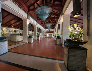 Lobby 2 Marriott's Phuket Beach Club