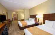 Kamar Tidur 6 Comfort Suites Near Universal Orlando Resort