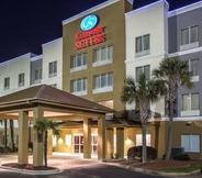 Exterior 2 Comfort Suites Columbia at Harbison