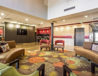 Lobby 2 Comfort Suites Columbia at Harbison