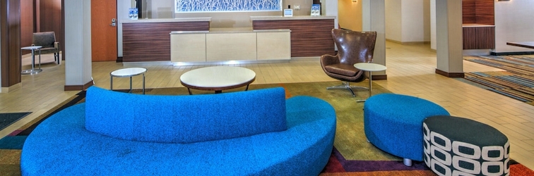 Lobi Fairfield Inn & Suites by Marriott Dover