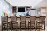 Bar, Kafe, dan Lounge Ramada by Wyndham Minneapolis Golden Valley