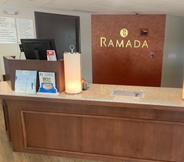 Lobby 3 Ramada by Wyndham Minneapolis Golden Valley