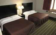 Bilik Tidur 7 Woodfield Inn and Suites