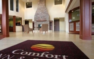 ล็อบบี้ 4 Comfort Inn & Suites