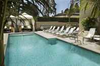 Swimming Pool Hotel Amarano Burbank - Hollywood