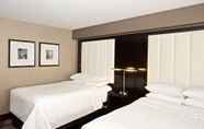 ห้องนอน 5 Beverly Hills Marriott