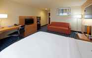 ห้องนอน 6 Fairfield Inn by Marriott JFK Airport