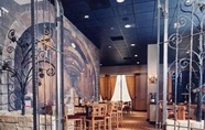 Restoran 2 DoubleTree by Hilton Santa Ana - Orange County Airport